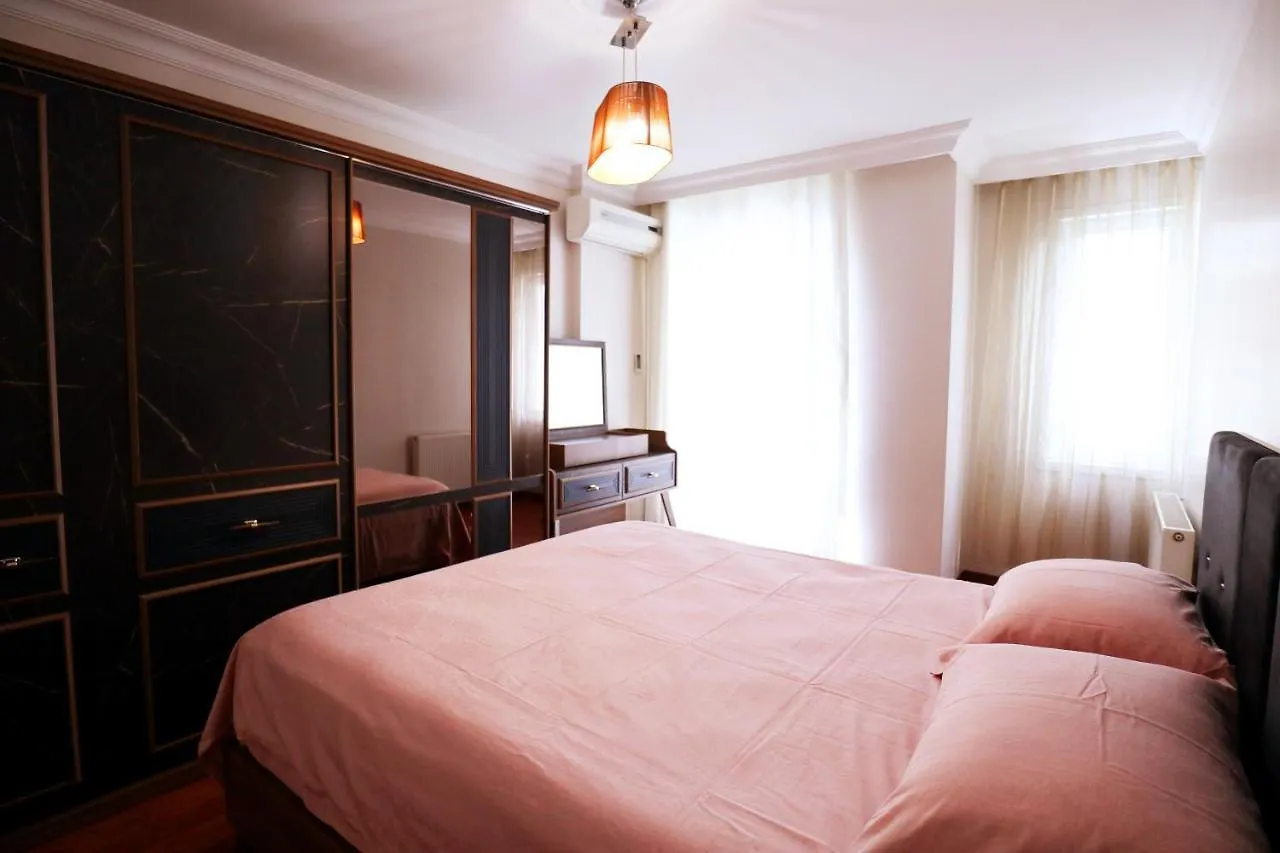 Casa Pahlavy Apartment Istanbul